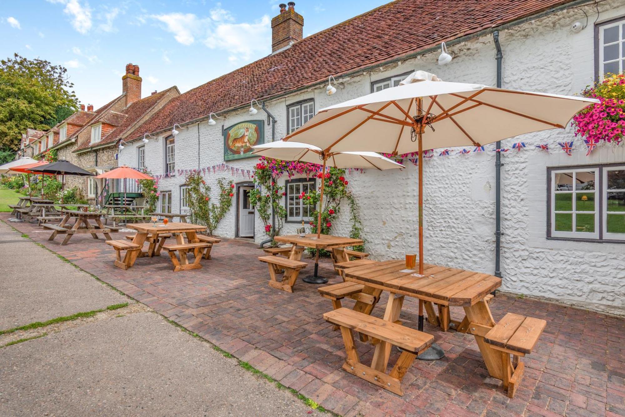 Tiger Inn - Grace Eastdean エクステリア 写真